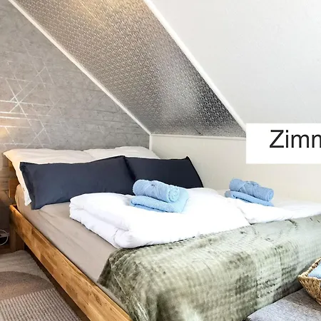 Privat In In Egelsbach, Klimaanlage, Self Check In Ueber Tuerschluesselcode, Sauna Optional *