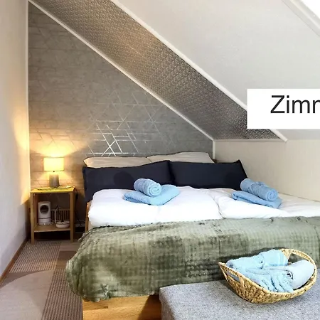 Privat In In Egelsbach, Klimaanlage, Self Check In über Türschlüsselcode, Sauna Optional Apartamento *