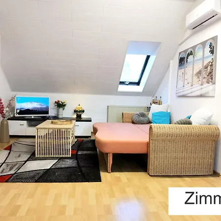 Privat In In Egelsbach, Klimaanlage, Self Check In Ueber Tuerschluesselcode, Sauna Optional *