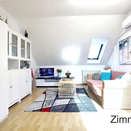 Privat In In Egelsbach, Klimaanlage, Self Check In Ueber Tuerschluesselcode, Sauna Optional * 에겔스바흐