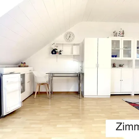 Privat In In Egelsbach, Klimaanlage, Self Check In Ueber Tuerschluesselcode, Sauna Optional 아파트 *
