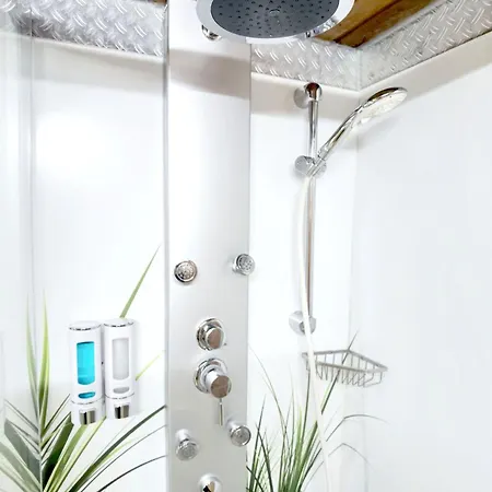 Privat In In Egelsbach, Klimaanlage, Self Check In über Türschlüsselcode, Sauna Optional Apartamento Egelsbach
