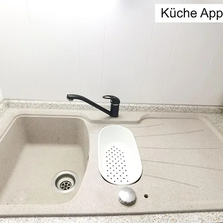Privat In In Egelsbach, Klimaanlage, Self Check In Ueber Tuerschluesselcode, Sauna Optional 아파트 *
