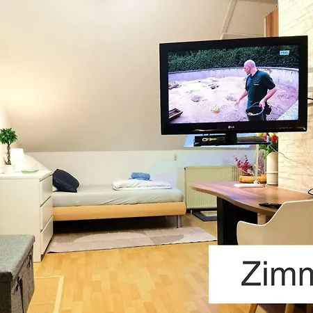 Privat In In Egelsbach, Klimaanlage, Self Check In über Türschlüsselcode, Sauna Optional