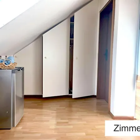 Privat In In Egelsbach, Klimaanlage, Self Check In Ueber Tuerschluesselcode, Sauna Optional * 에겔스바흐